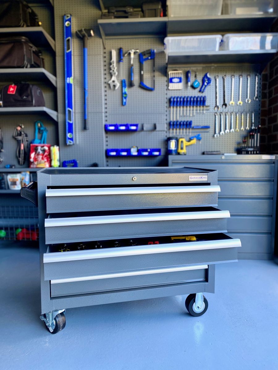 Garage storage drawers on castors in a garage
