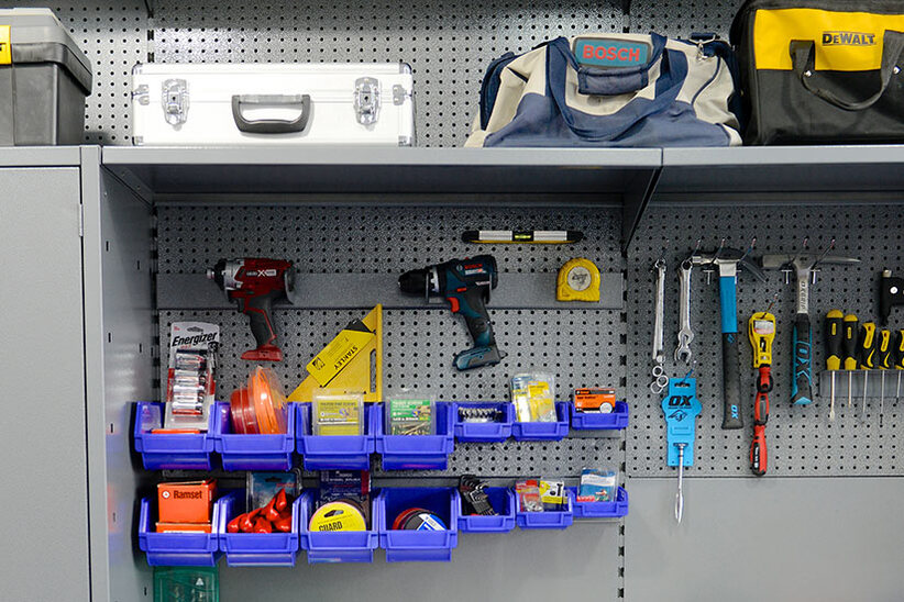 How to Store Items Properly in Your Garage
