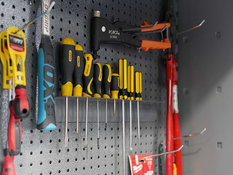 Top 5 Ideas to Create the Best Garage Workshop